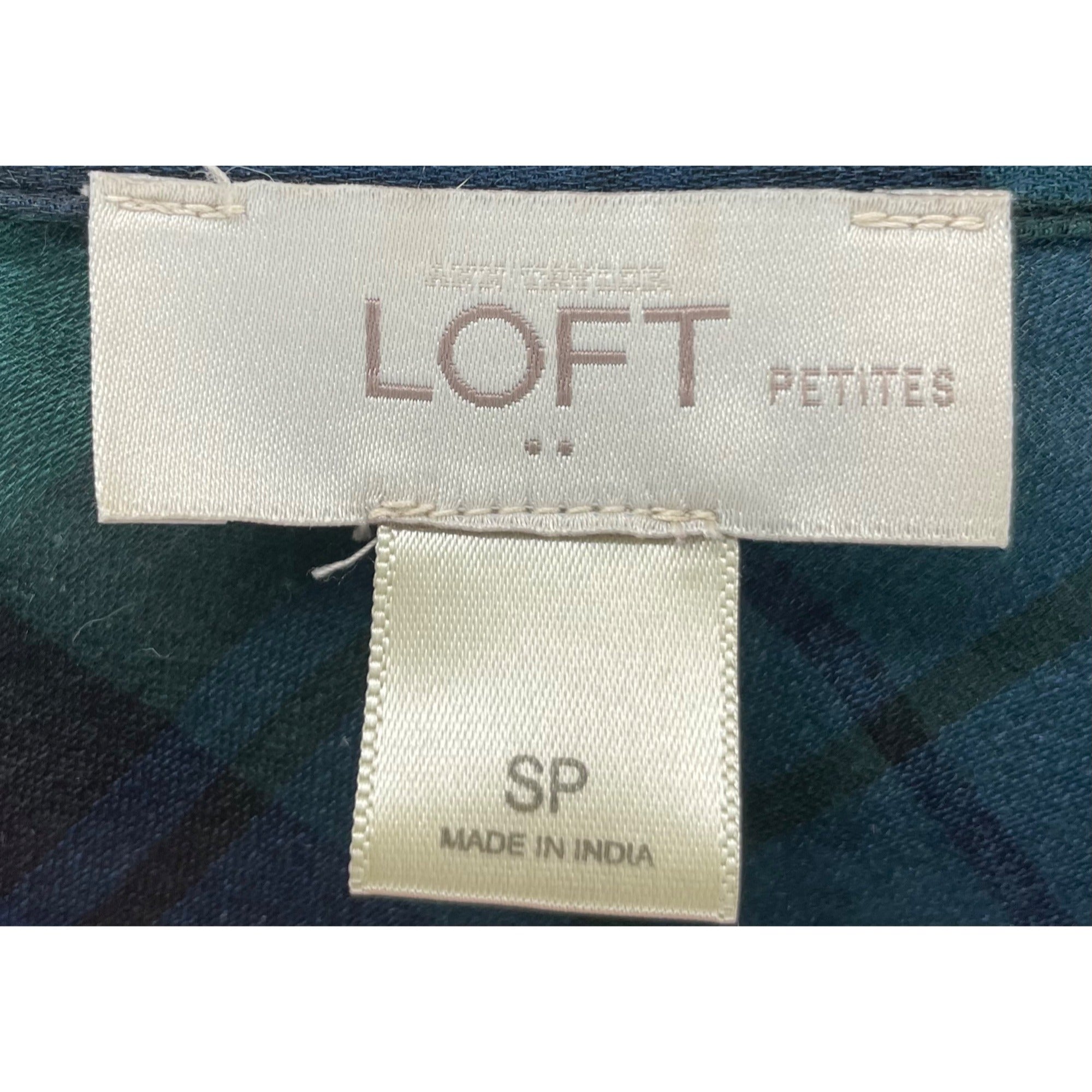 LOFT Women’s SP Navy and Forest Green Plaid Button-Down Top