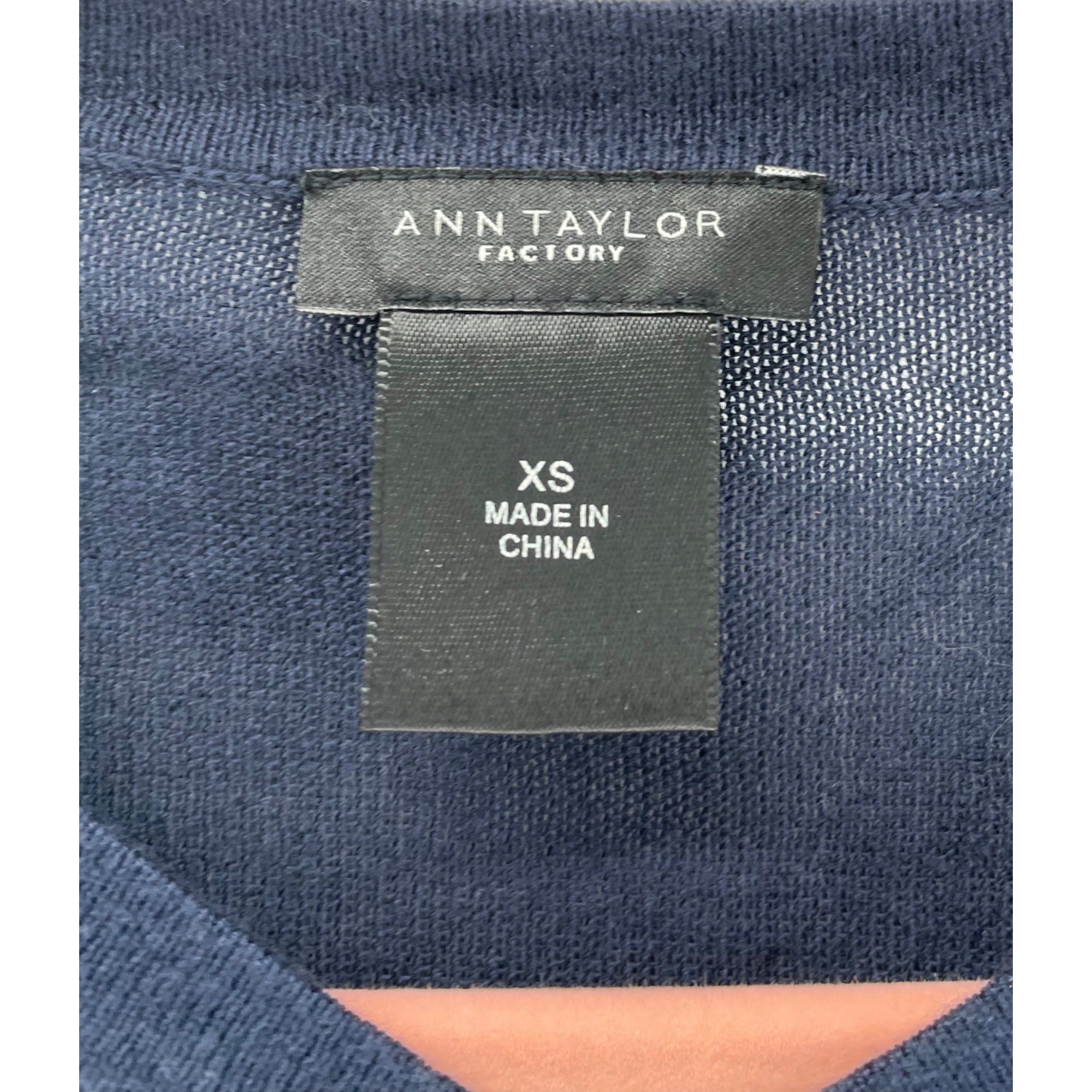 Ann Taylor Factory Women’s XS Navy Button-Down Cardigan