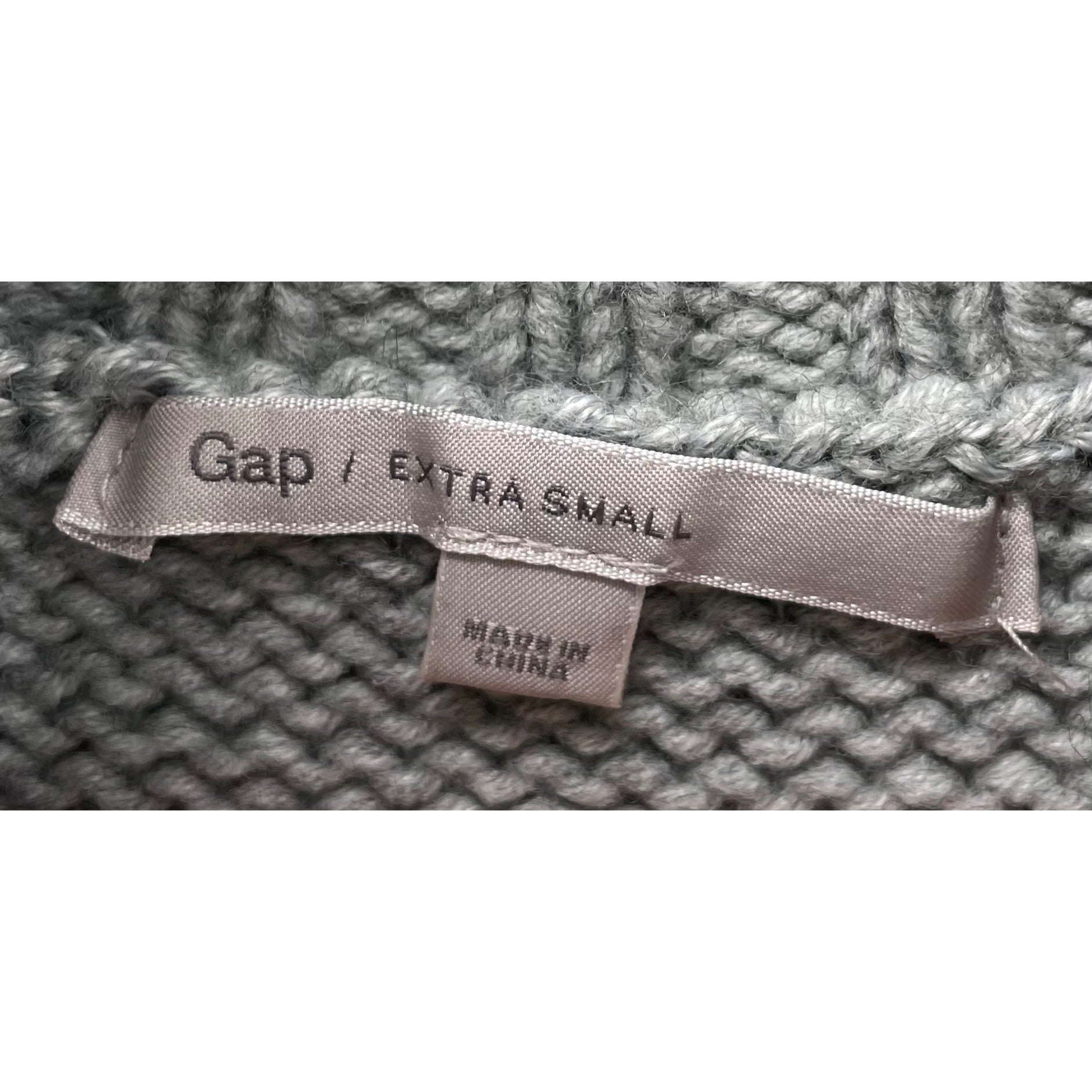 GAP Women’s XS Gray Cowl Neck Sweater