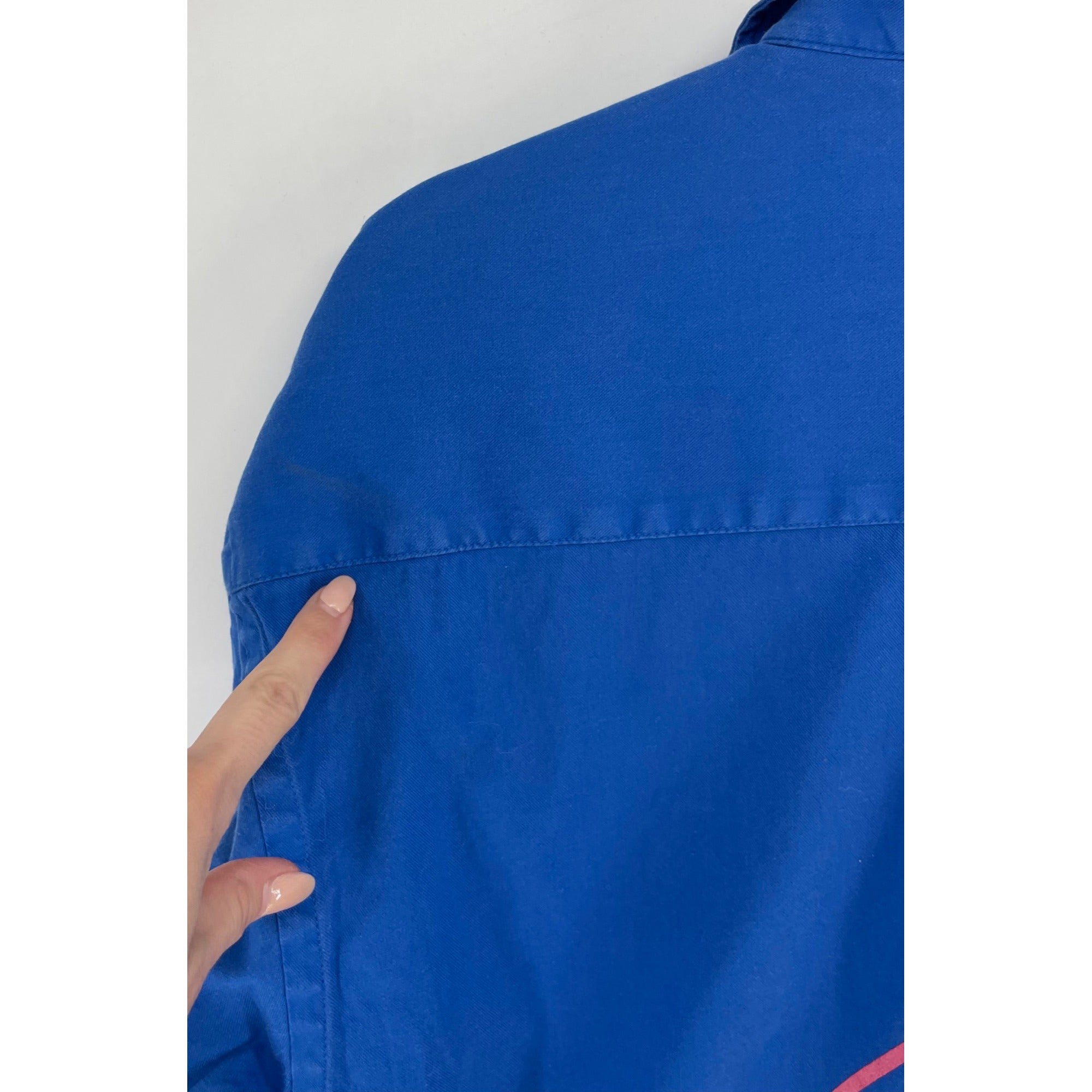 Wrangler Vintage Cowboy Cut Men's Size Large Cerulean Blue Collared Button-Down Long-Sleeved Shirt