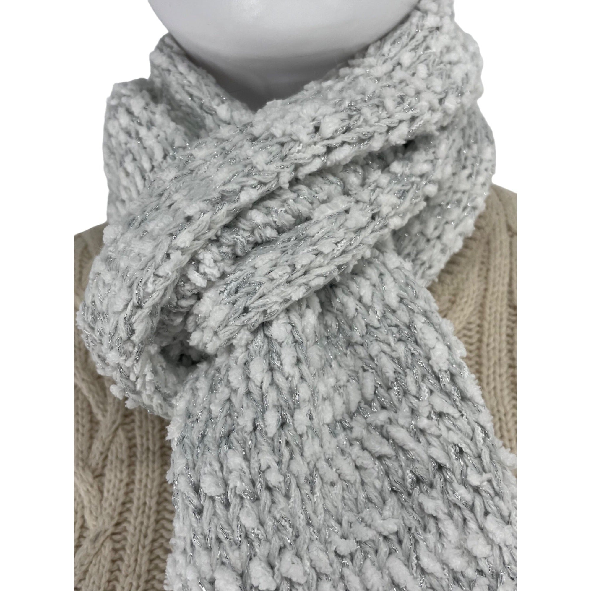 NWT Calvin Klein Women's Chenille White & Silver Knit Scarf