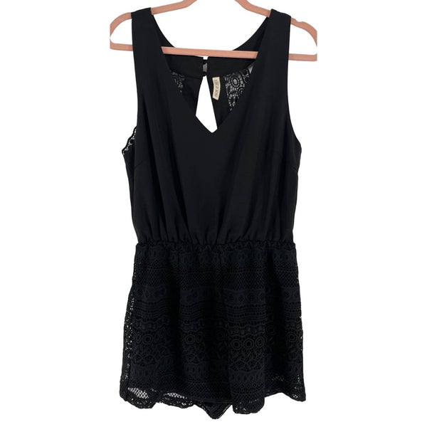 State Of Being Women's Size Medium Black Sleeveless Lace Romper