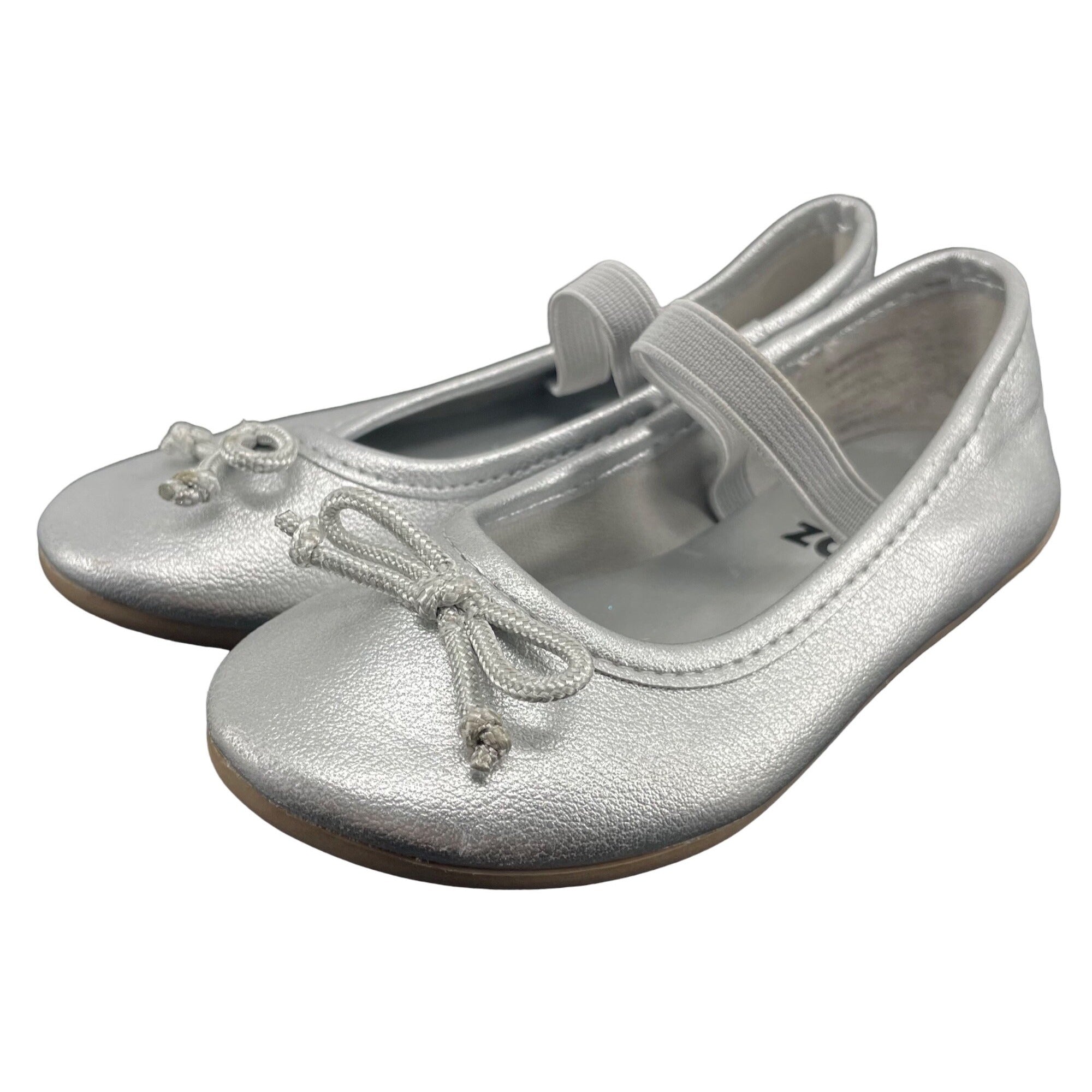 Zoe & Zac Girl's Size 7 Silver Flat Shoes W/ Bows