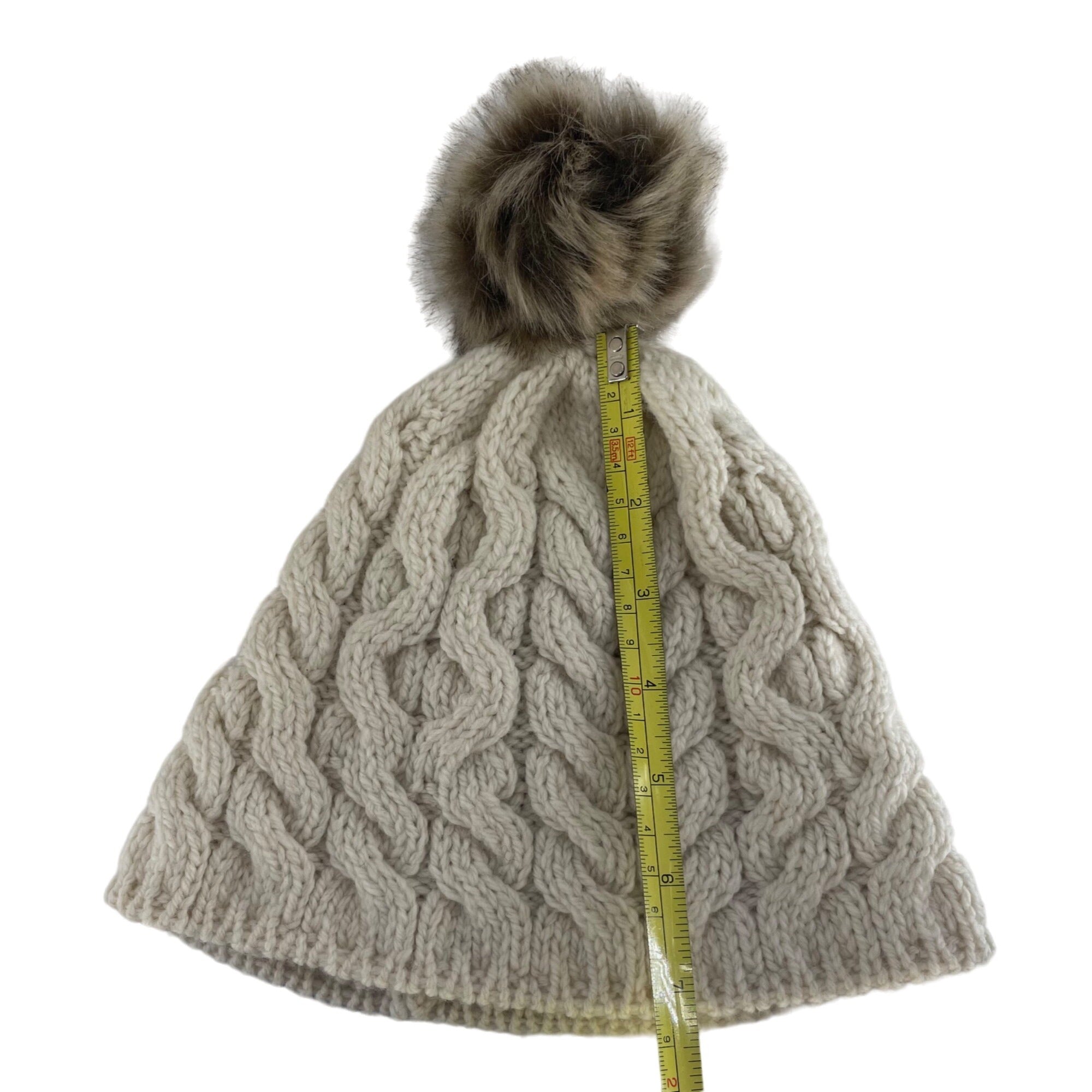 NWOT Women's Small Cream Cable-Knit Aran Sweater Market Merino Wool Faux Fur Pom Pom Beanie