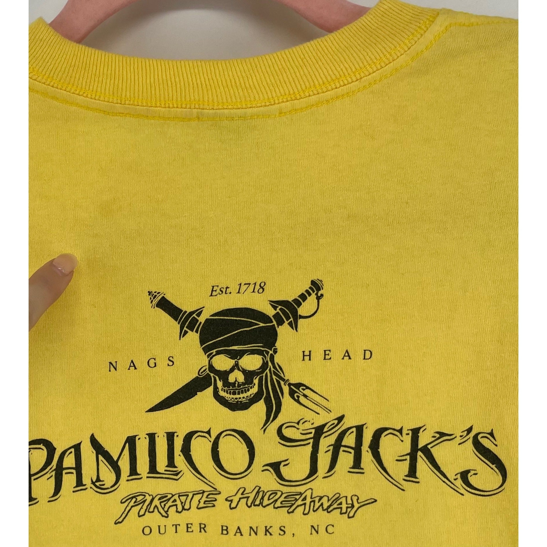 Anvil Pamlico Jack's Kid's Unisex Size L Yellow Crew Neck NC Pirate T-Shirt