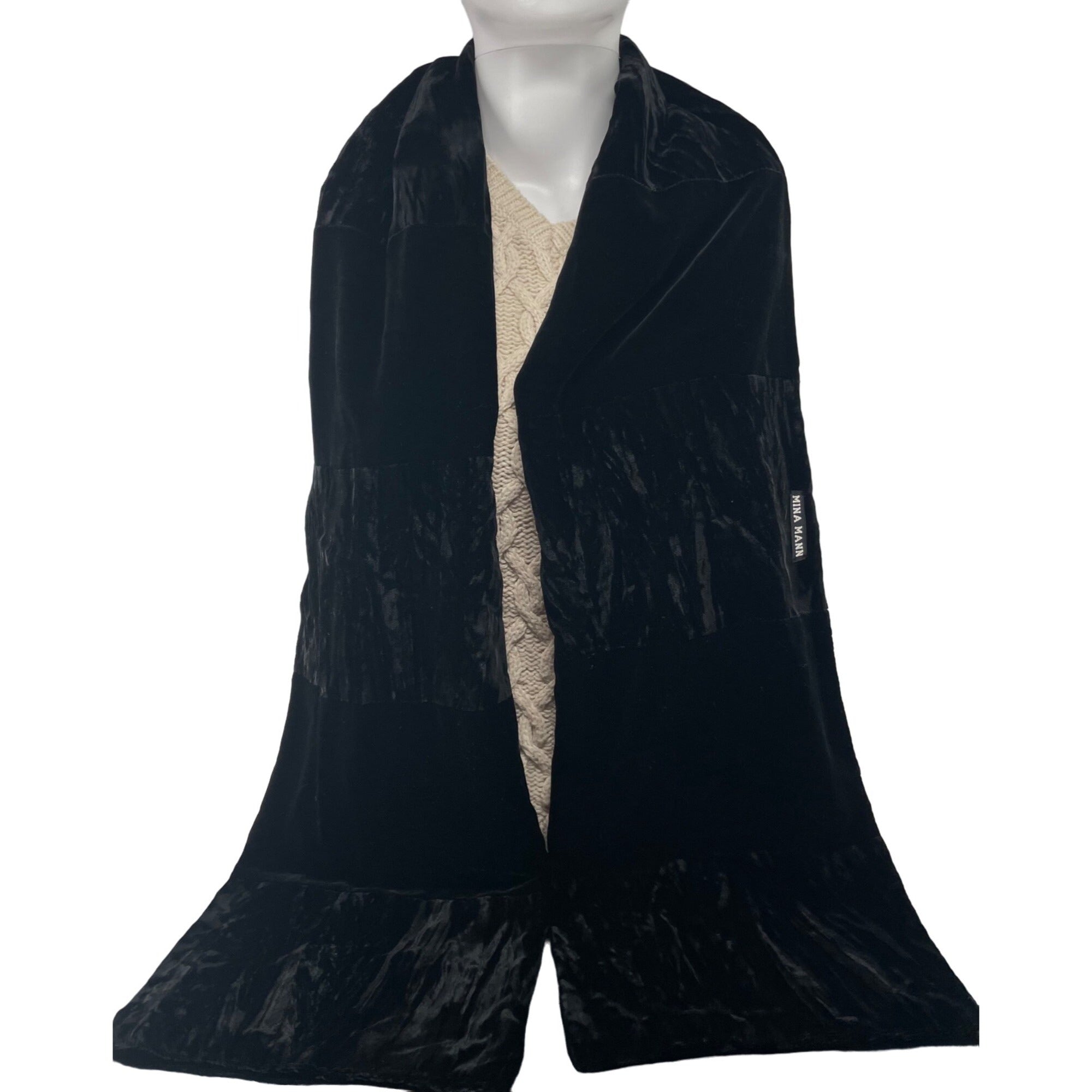 NWOT Mina Mann Women's Black Two-Tone Velvet Designer Scarf