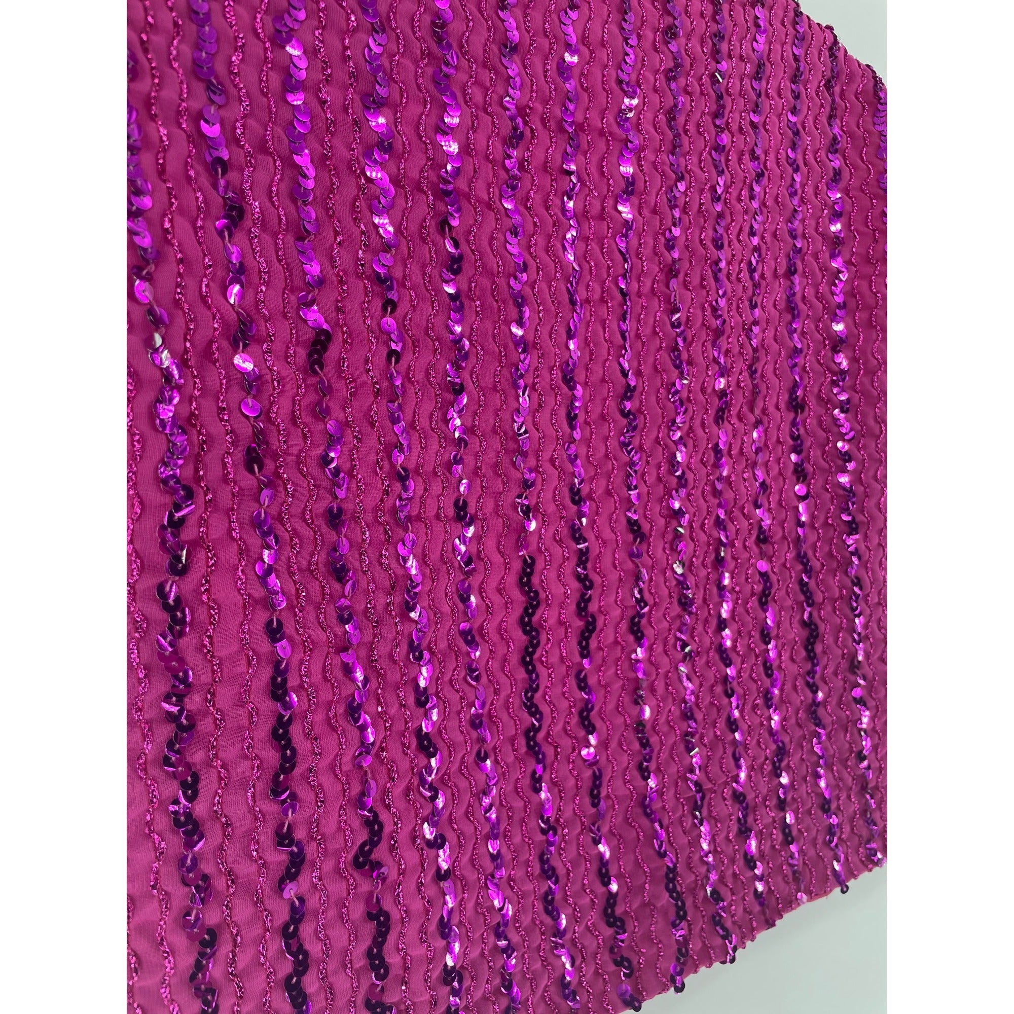 Women's Size Small V-Neck Sleeveless Fuchsia Sequin Vintage Top