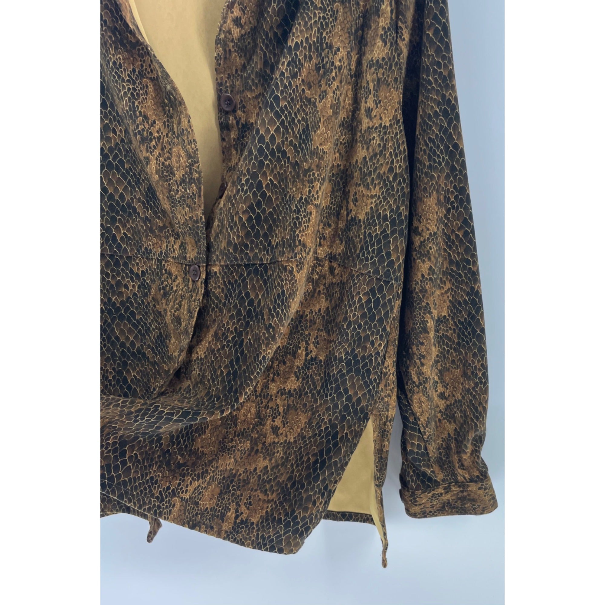 Joanna Women’s Large Button-Down Brown Snakeskin Long-Sleeved Shirt