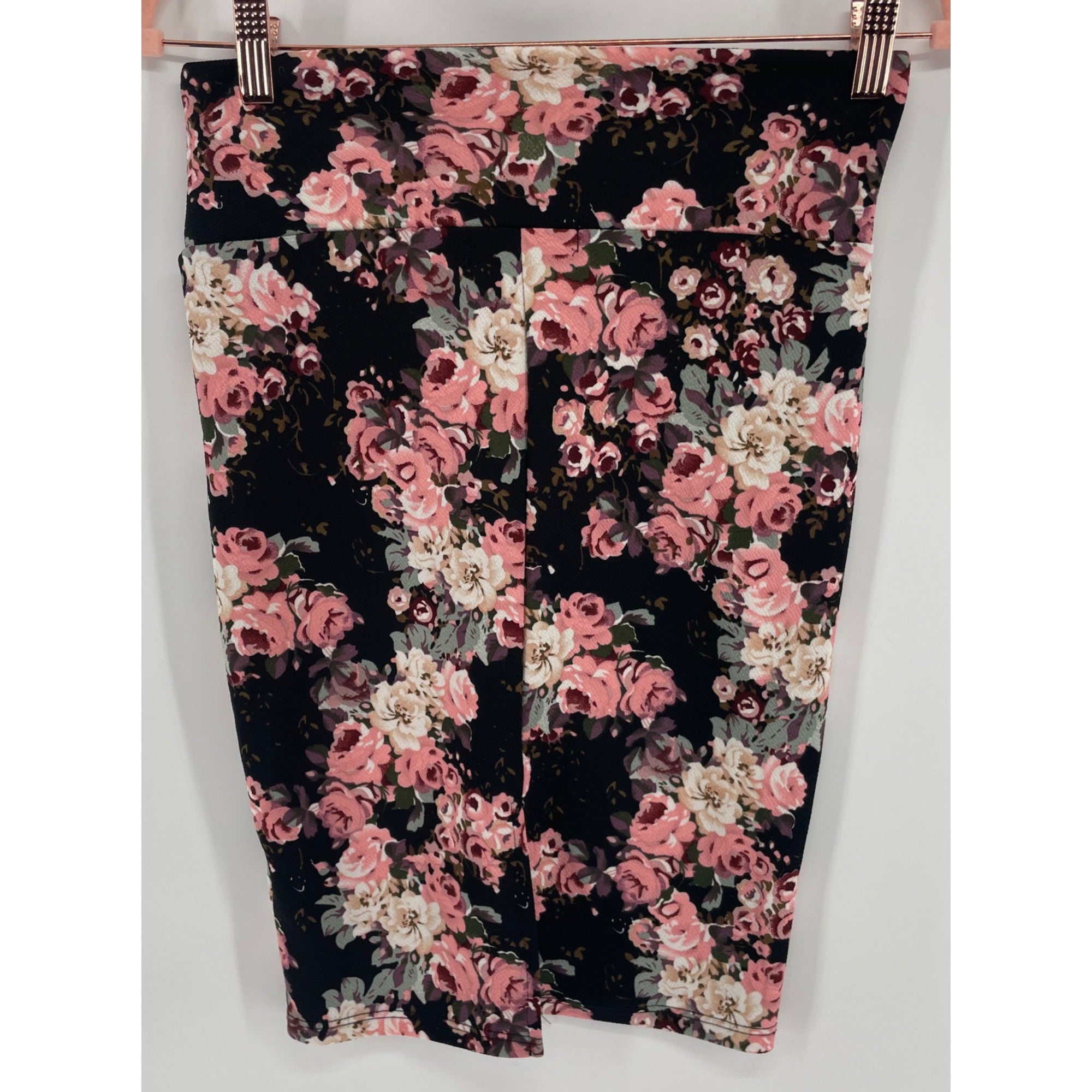 NWT Charming + Main Women's Size Small Black/Pink Stretchy Pencil Skirt