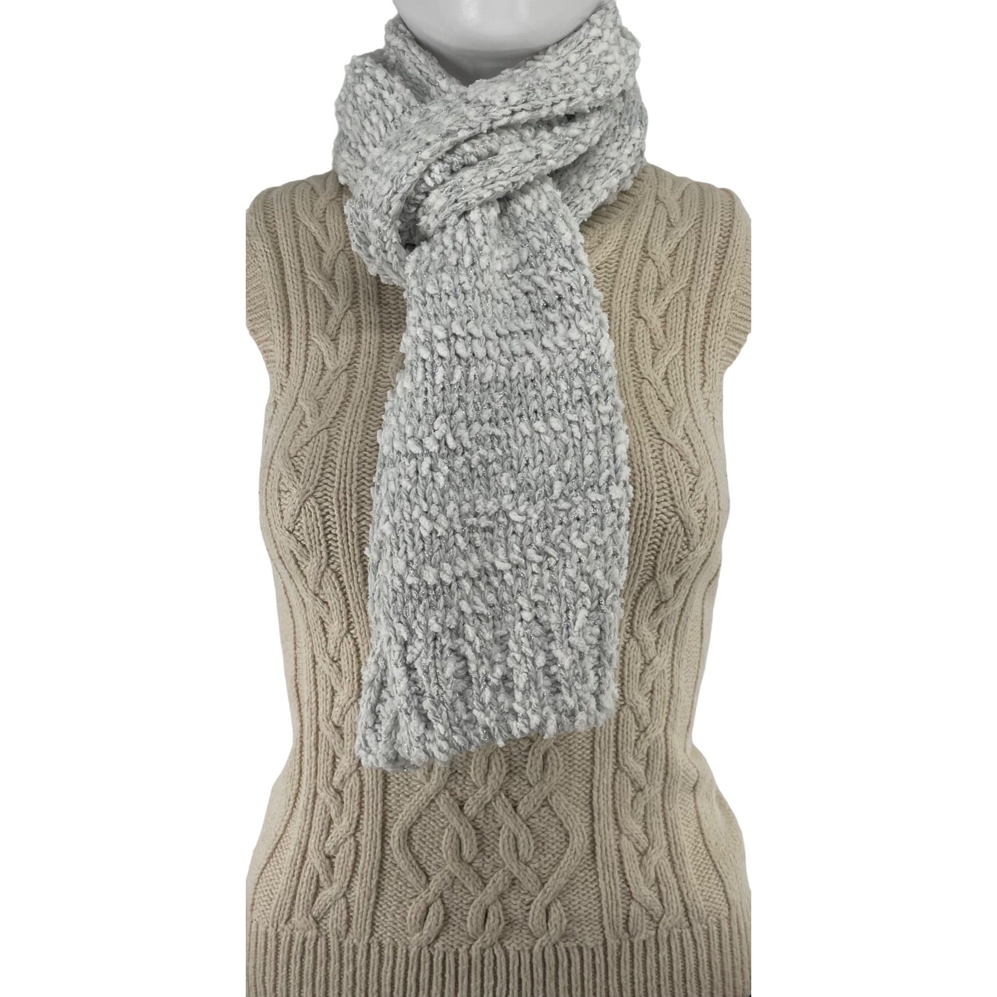 NWT Calvin Klein Women's Chenille White & Silver Knit Scarf