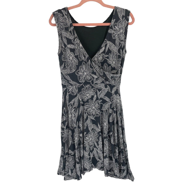 LOFT Women's Size Small Grey & White Floral V-Neck Sleeveless Midi Dress