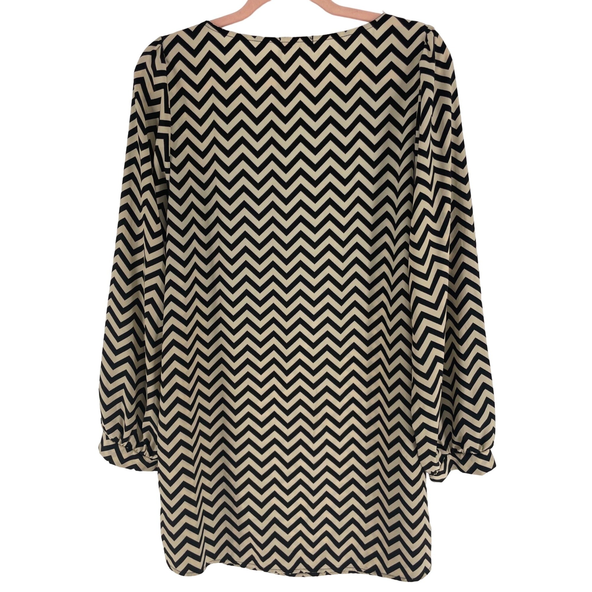 Everly Women's Size Large Black/Tan Chevron Long-Sleeved Mini Dress