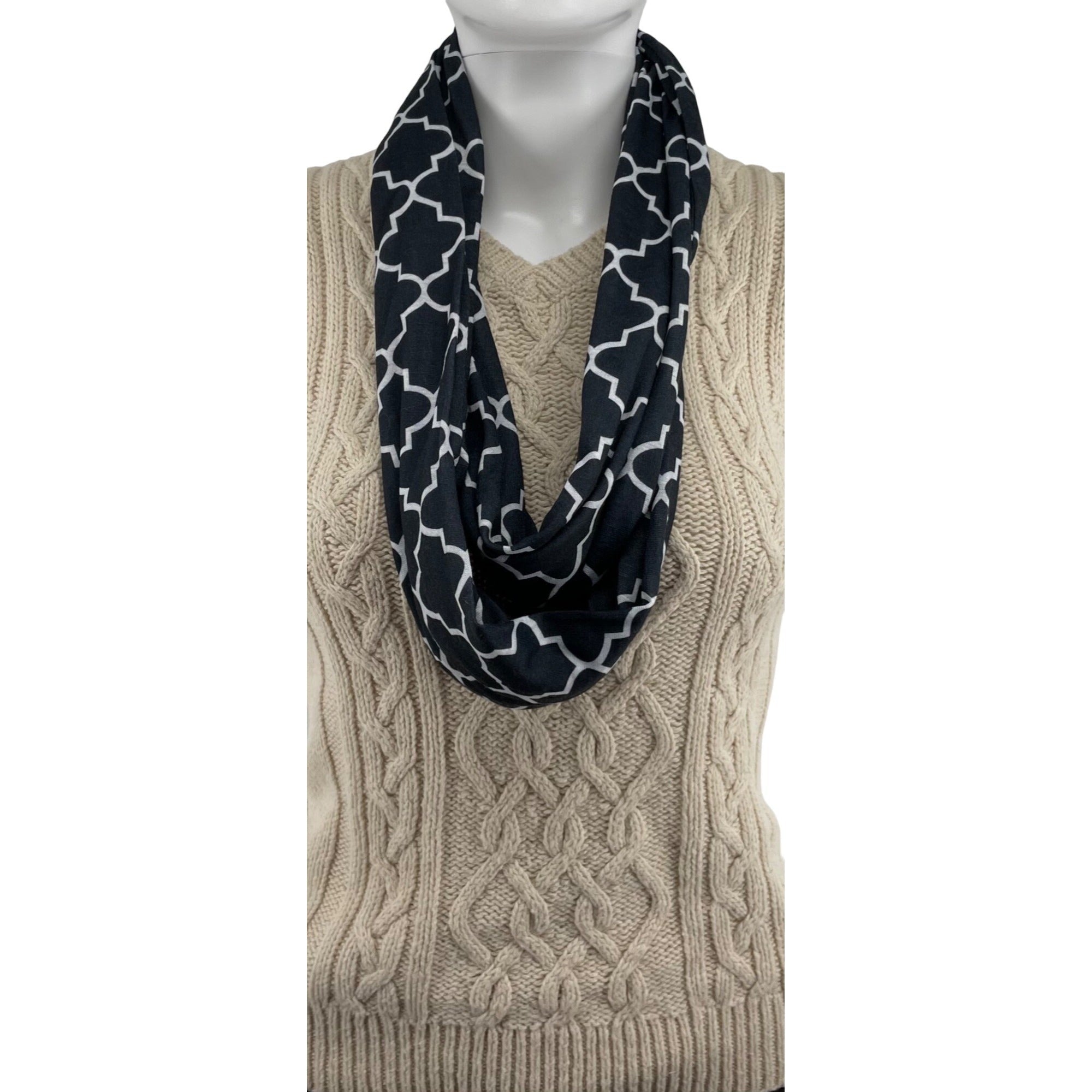 NWOT Women's Navy & White Infinity Loop Scarf